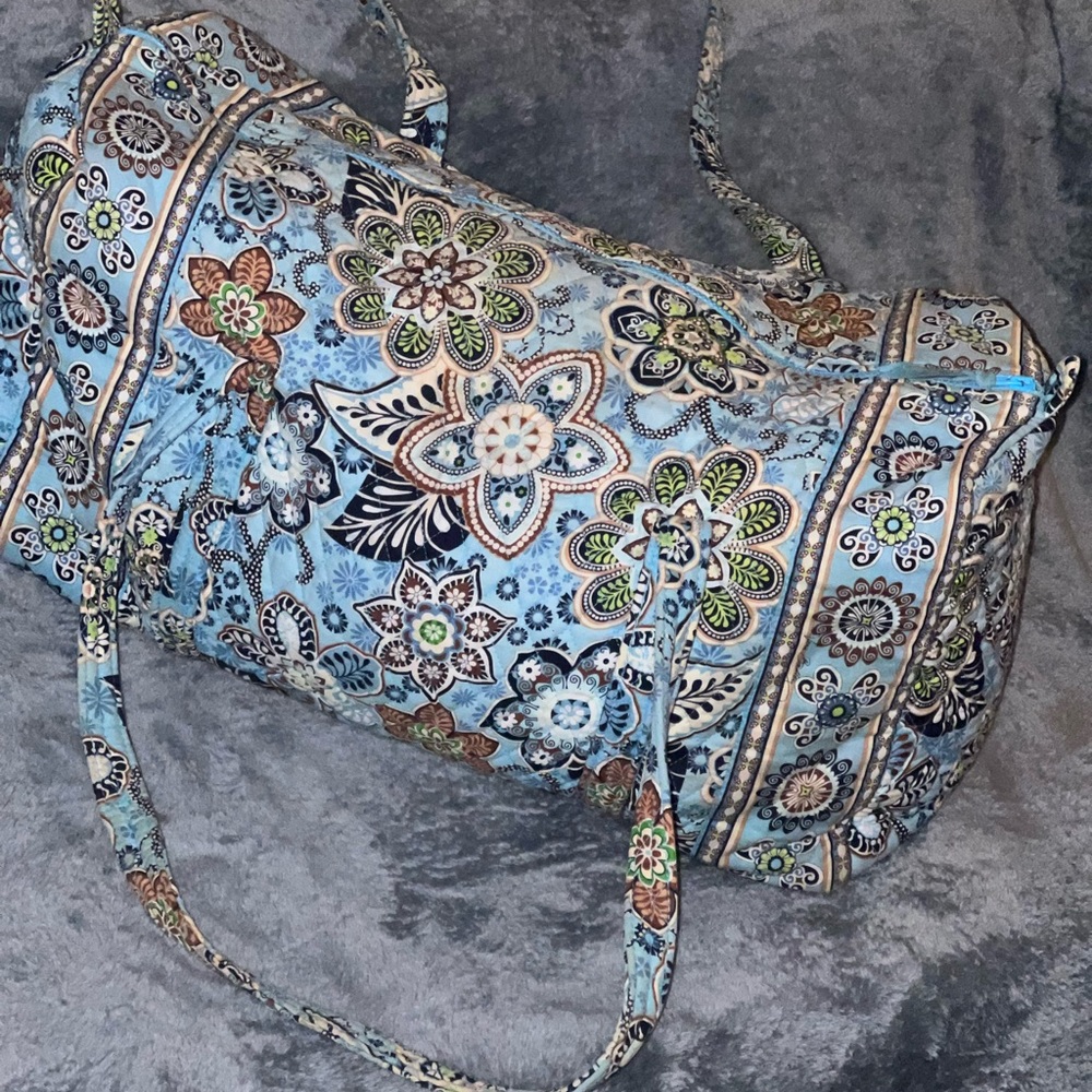 Vera Bradley Large Duffel — lightly used